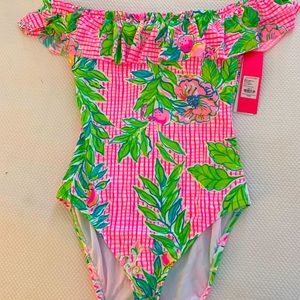 NWT Don’t Stop Beleafing Swimsuit